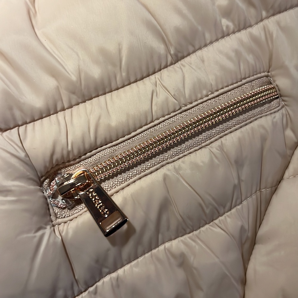 Blush pink jacket with rose gold zipper - Picture 10 of 11